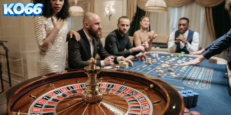Liêng ăn tiền nhà cái KO66: Kinh nghiệm chơi luôn thắng 8 Giao diện sảnh chơi game bài trực tuyến với các bàn cược liêng ăn tiền nhà cái KO66